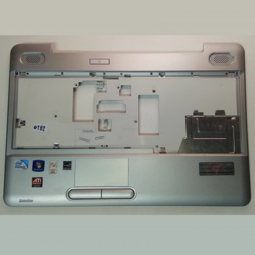 USED ΠΛΑΣΤΙΚΑ ΑΝΩ ΜΕΡΟΣ από TOSHIBA SATELLITE L500-1QE